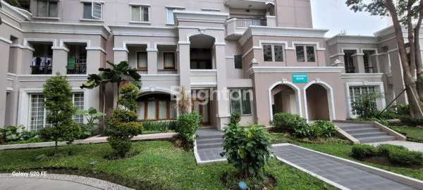 image KONDOMINIUM LUX WATERPLACE VIEW POOL SIAP HUNI (1)