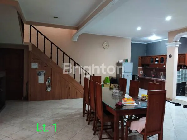 image RUMAH CANTIK DI LOKASI STRATEGIS 2 LANTAI BANTARJATI BOGOR UTARA (3)