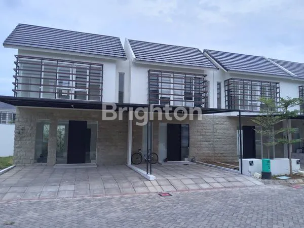 image RUMAH LOKASI PALING STRATEGIS DI PUSAT KOTA SIDOARJO. DEKAT TOL SIDOARJO (1)