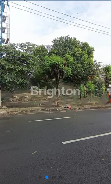 TANAH DEKAT GRAND CITY TUNJUNGAN PLAZA PASAR ATOM COCOK UNTUK KANTOR BANK RESTO INDOMART ALFAMART