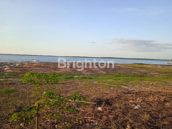 image TANAH DI TIMUR LAUT LOMBOK LUAS 1,5 HECTARES. TEPI PANTAI  (2)