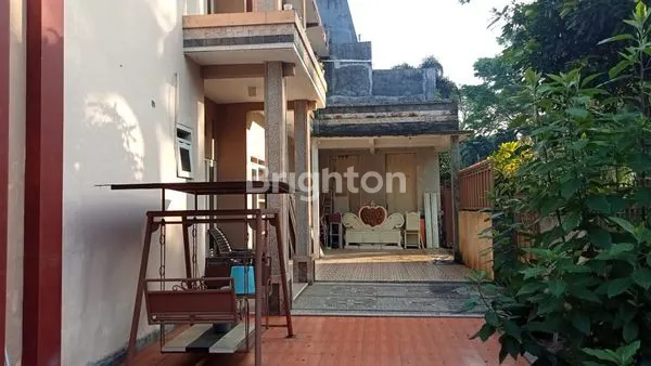 image RUMAH HOOK 2 LANTAI GRAHA GOLF ARAYA MALANG (5)