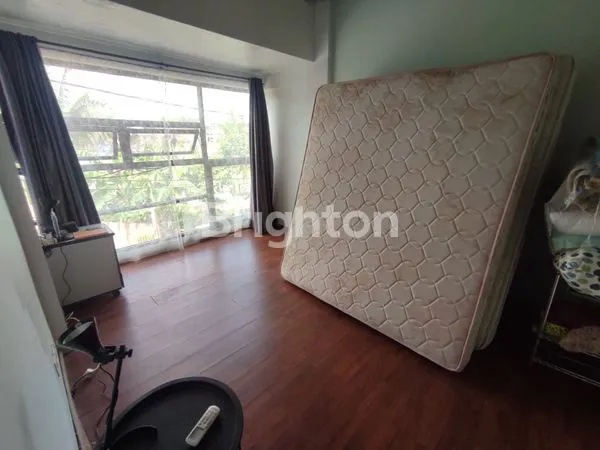 image JUAL MURAH RUMAH BALIKPAPAN REGENCY 3 LANTAI (5)