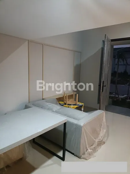 image RUMAH NORTHWEST CENTRAL CITRALAND SURABAYA (4)