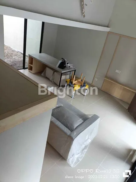 image RUMAH NORTHWEST CENTRAL CITRALAND SURABAYA (5)