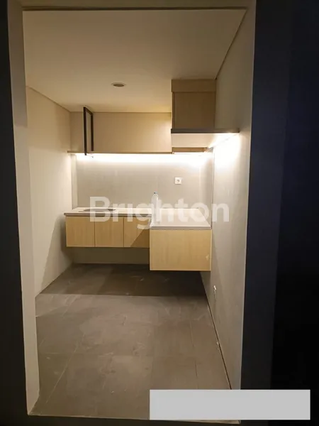 image RUMAH NORTHWEST CENTRAL CITRALAND SURABAYA (7)