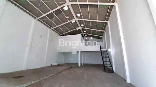 image GUDANG LEBAK TIMUR SURABAYA (6)