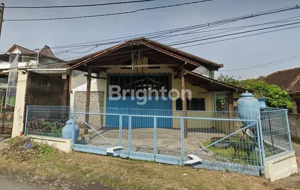 GUDANG KECIL DEKAT EXIT TOL CEPER KLATEN, PINGGIR JALAN BESAR JOGJA - SOLO