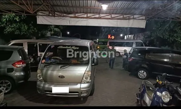 image RUMAH MAKAN HITUNG TANAH RAYA PROBOLINGGO (2)