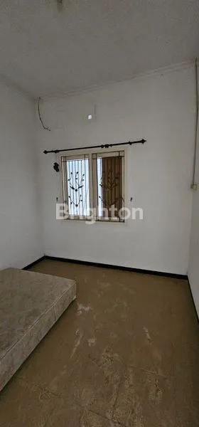 image RUMAH CANTIK DI MEDAYU ROW LEBARR MURAH DEKAT UPN (2)