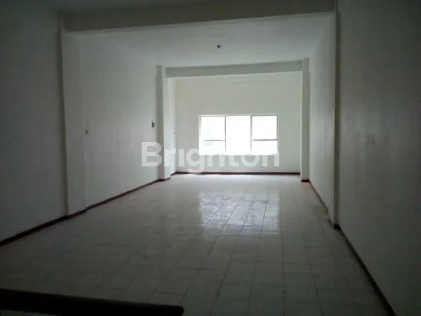 image RUKO SIAP HUNI DARMO GALERIA MAYJEN SUNGKONO (4)