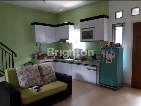 image HUNIAN NYAMAN 2 LANTAI SIAP HUNI DEKAT DENGAN STASIUN (4)