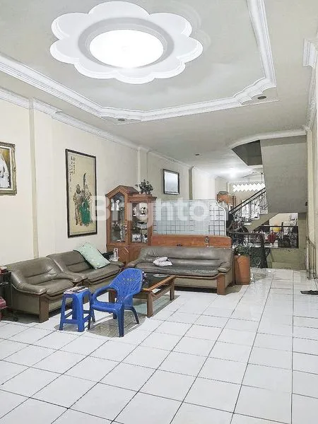 image RUKO 4,5 LANTAI LUAS 4,75 METER DAN PANJANG 25 METER DAERAH JALAN THAMRIN UJUNG - SIAP HUNI - LOKASI STRATEGIS (2)