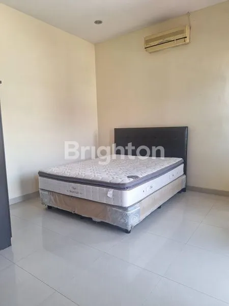 image RUMAH 2 LANTAI,  SIAP HUNI, DICOLOMADU DEKAT BANDARA ADISUMARMO SOLO (6)