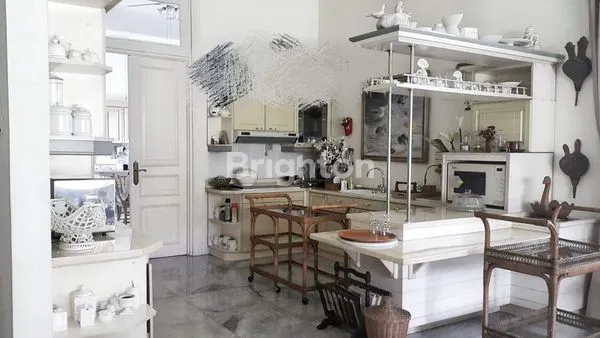 image RUMAH KEMANG JAKARTA SELATAN LUAS & CANTIK (7)