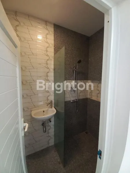 image RUMAH BARU LAYOUT BISA DI BUAT SESUAI PERMINTAAN DALAM KOMPLEK YANG TENANG DAN AMAN TERSEDIA 3 UNIT KAV DDV CIBUBUR  (7)