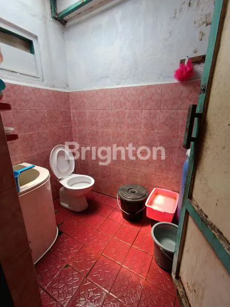 image RUMAH LUAS  STRATEGIS PINGGIR JALAN RAYA DI DEWI SARTIKA BOGOR (7)