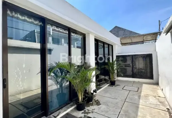 image RUMAH NEW GRESS SIAP HUNI DI BARUK, LOKASI STRATEGIS (8)