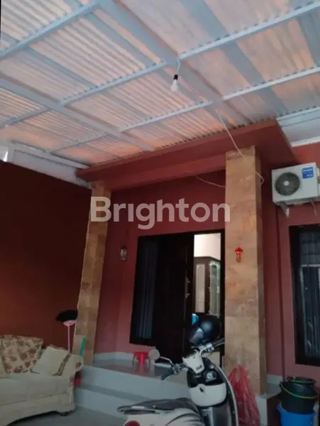 image RUMAH 4 KAMAR TIDUR 3 KAMAR MANDI DI JIMBARAN (2)