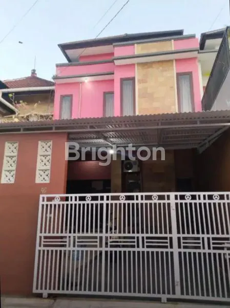 image RUMAH 4 KAMAR TIDUR 3 KAMAR MANDI DI JIMBARAN (1)