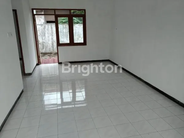image RUMAH HOOK  SIAP HUNI (1)