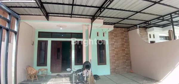 image RUMAH BAGUS SIAP HUNI DI PERUM PERSADA KEDIRI (6)