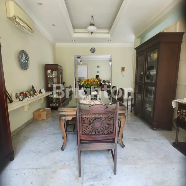 image RUMAH NYAMAN DI TRUNOJOYO SURABAYA PUSAT DEKAT DENGAN TUNJUNGAN PLAZA, PERKANTORAN (8)