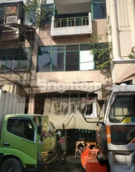 RUKO DAERAH PERGUDANGAN