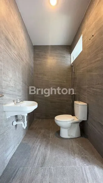 image RUMAH BARU 2LANTAI, PONDOK CHANDRA , (DUKU) SIDOARJO (7)