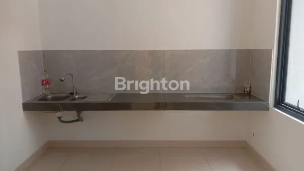 image RUMAH BARU, ANGGREK LOKA, BSD (7)