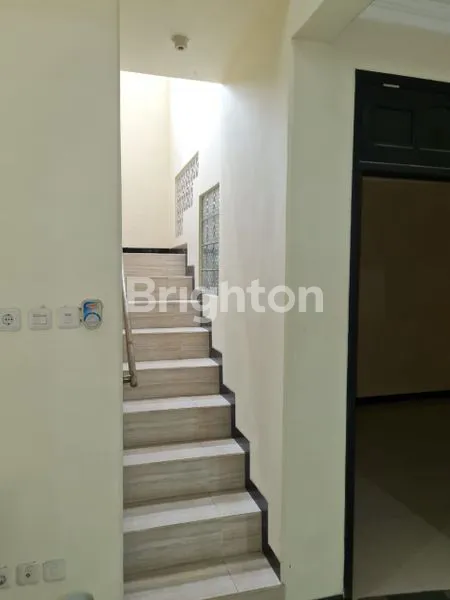 image RUMAH SIAP HUNI DI RUNGKUT MENANGGAL HARAPAN  (5)