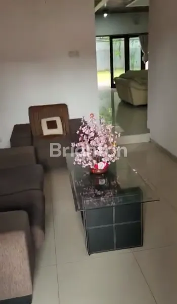 image RUMAH BESAR TIDAR FULL PERABOT BANGUNAN TERAWAT (8)