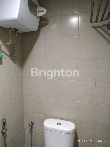 image TERMURAH, DISEWAKAN CEPAT APARTEMEN METROPOLIS TWR C STUDIO, DEKAT KAMPUS UBAYA, RAYA TENGGILIS, RAYA RUNGKUT MEJOYO , DEKAT AHMAD YANI, RAYA JEMURSARI, DEKAT PANJANGJIWO. (4)