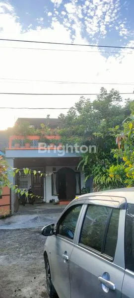 image RUMAH 2LANTAI CANTIK SIAP HUNI (4)