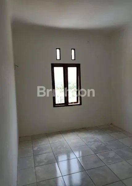 image ŔUMAH MINIMALIS 2 LANTAI SIAP HUNI DI SEPINGGAN BARU (2)