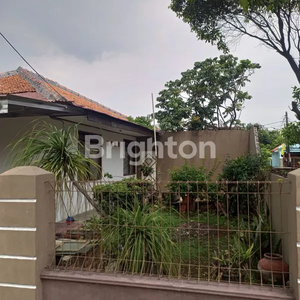image RUMAH CANTIK STRATEGIS DI KOTA TANGERANG  (1)