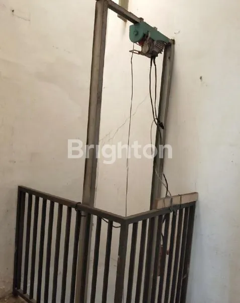 image RUKO 2 LANTAI LOKASI STRATEGIS (2)