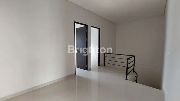 image RUMAH MODERN 2 LT DI PONDOK TJANDRA INDAH SIDOARJO (3)