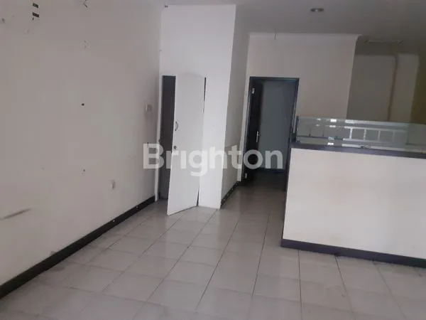 image 2 RUKO GANDENG 2 LANTAI DI DEKAT  ARTOS MALL DEKAT AKMIL MAGELANG  (5)