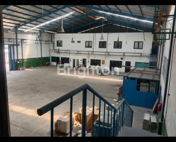 GUDANG BERSIH DAN LUAS DI CIKUPA