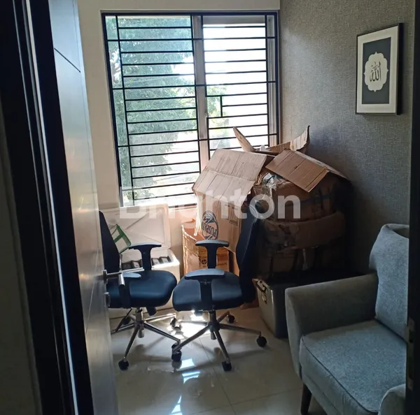 image RUKO 2.5 LANTAI DI CLUSTER JL BUDI, CIMAHI UTARA (8)