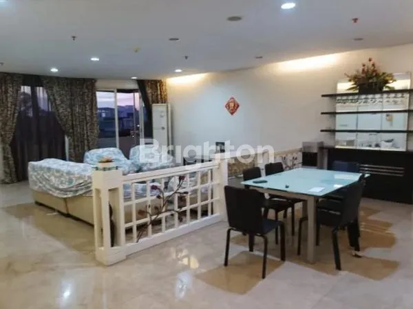 APARTEMEN PANTAI MUTIARA SUITE 2, FULL FURNISHED, 4+1 BR, PRIVATE LIFT