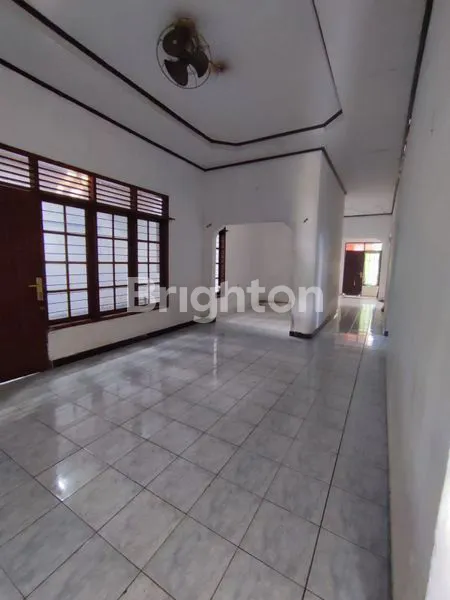 DIJUAL RUMAH DAN TANAH