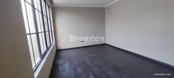 image  RUMAH CANTIK DAN NYAMAN DI BATUNUNGGAL MULIA, BANDUNG (3)