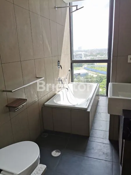 image MURAH APARTEMEN YUKATA SUITES ALAM SUTERA FURNISHED (7)