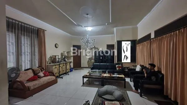 image RUMAH MEWAH+RUMAH PENDAMPING COCOK BUAT USAHA ATAU PRAKTEK DOKTER,DI DAERAH ELITE NEMPEL JL PADJAJARAN BOGOR (6)