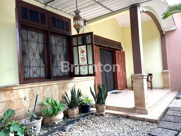 image RUNGKUT MENANGGAL FULL FURNISHED - RUMAH RUNGKUT SIAP HUNI (2)