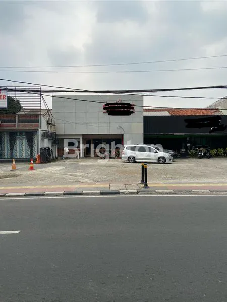 image TURUN HARGA....RUMAH DAN TANAH LUAS COCOK UNTUK USAHA, DEKAT PINTU TOL JATIWARINGIN, JAKARTA TIMUR (4)