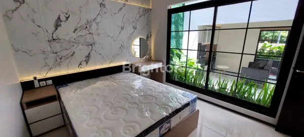 image RUMAH BARU MINIMALIS MODERN + FULL FURNISH DAN ELEKTRONIK (8)