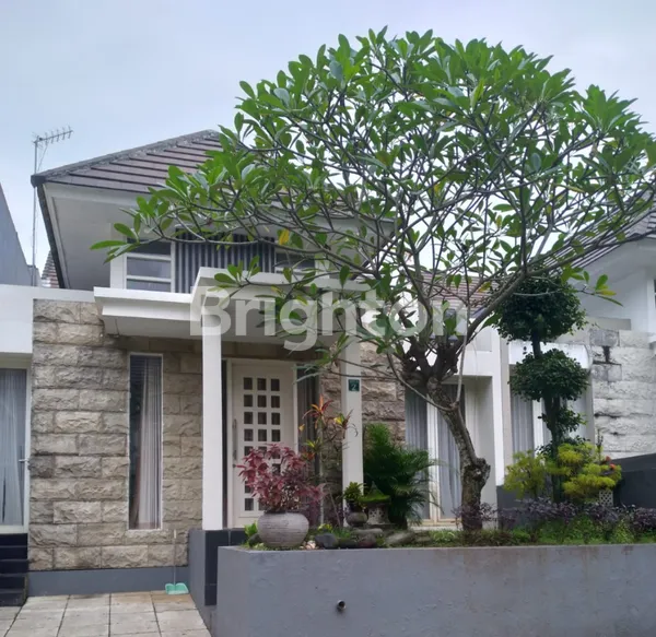 image RUMAH/ VILLA DIJUAL DI TAMAN DAYU FULL FURNISHED (1)